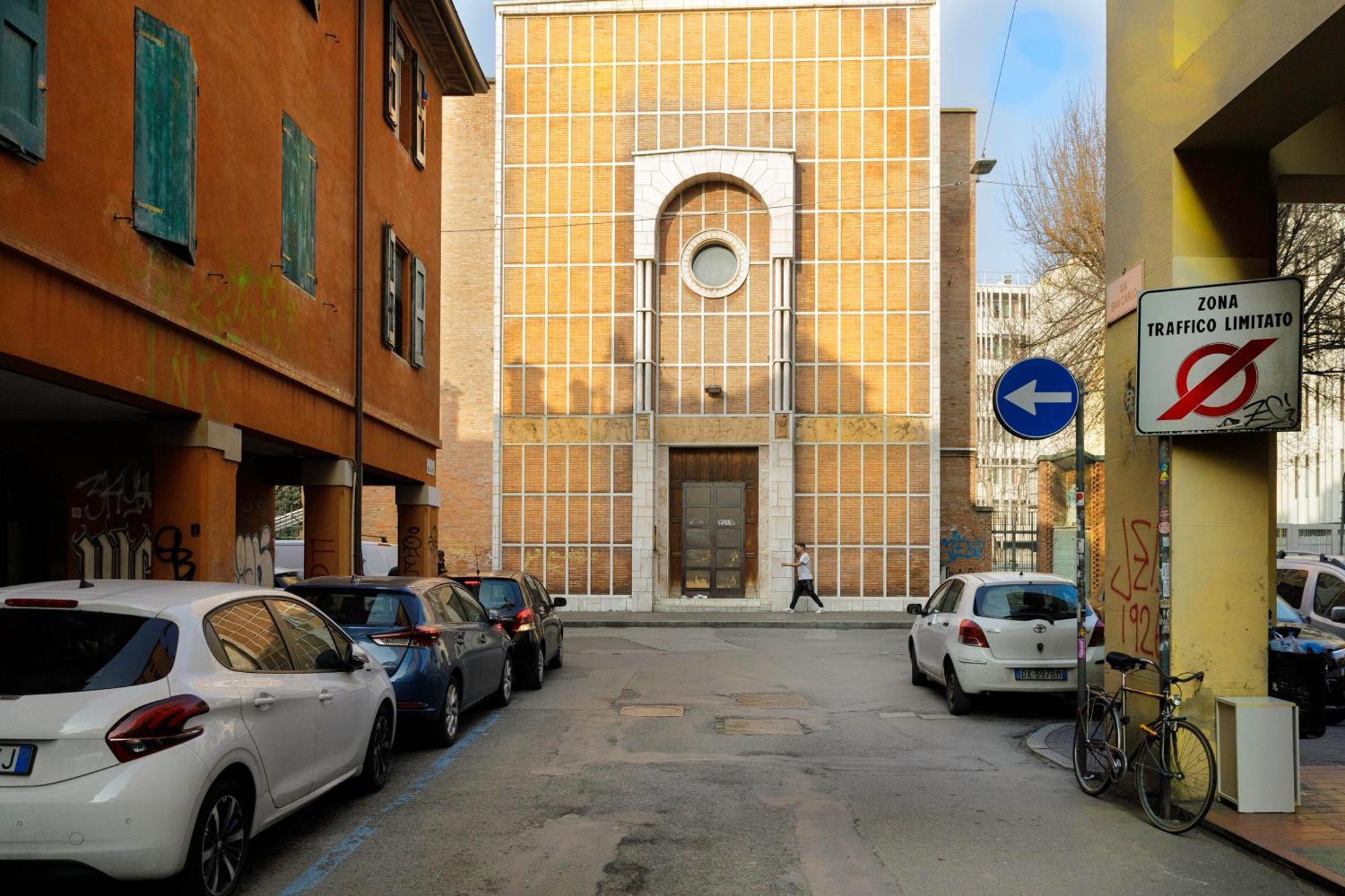 Saint Charles Apartment Bologna Bagian luar foto