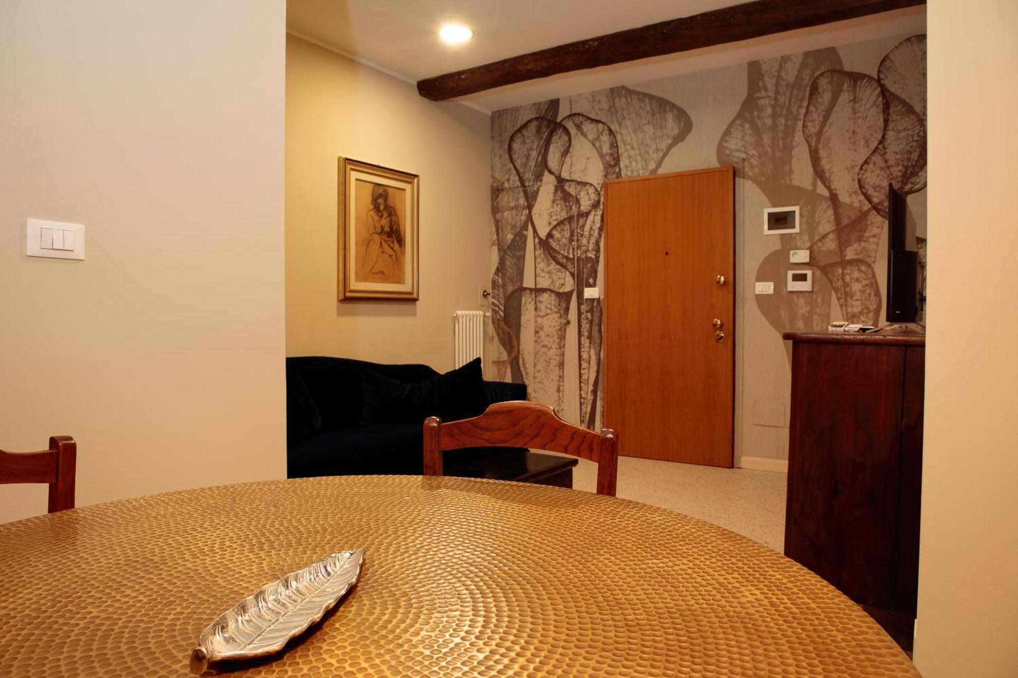 Saint Charles Apartment Bologna Bagian luar foto