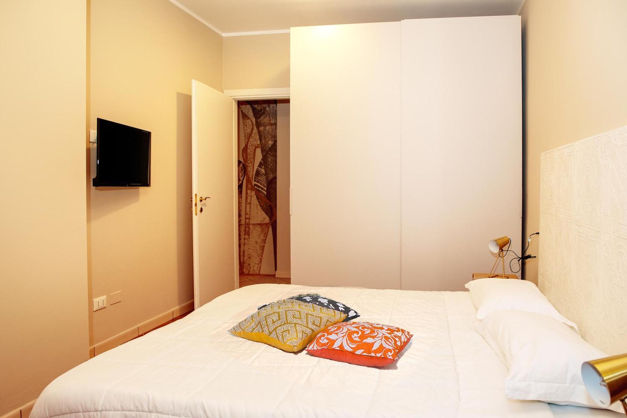 Saint Charles Apartment Bologna Bagian luar foto